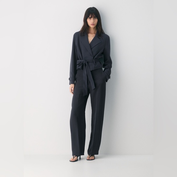 Aritzia Pants - Aritzia The Limitless Pant™ - Crepette™